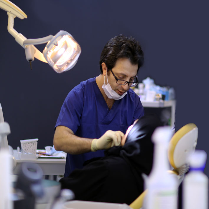 بهترین دندانپزشک زیبایی ایران