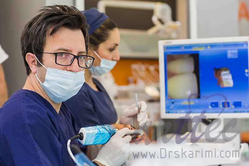 متخصص دندانپزشکی ترمیمی و زیبایی در تهران